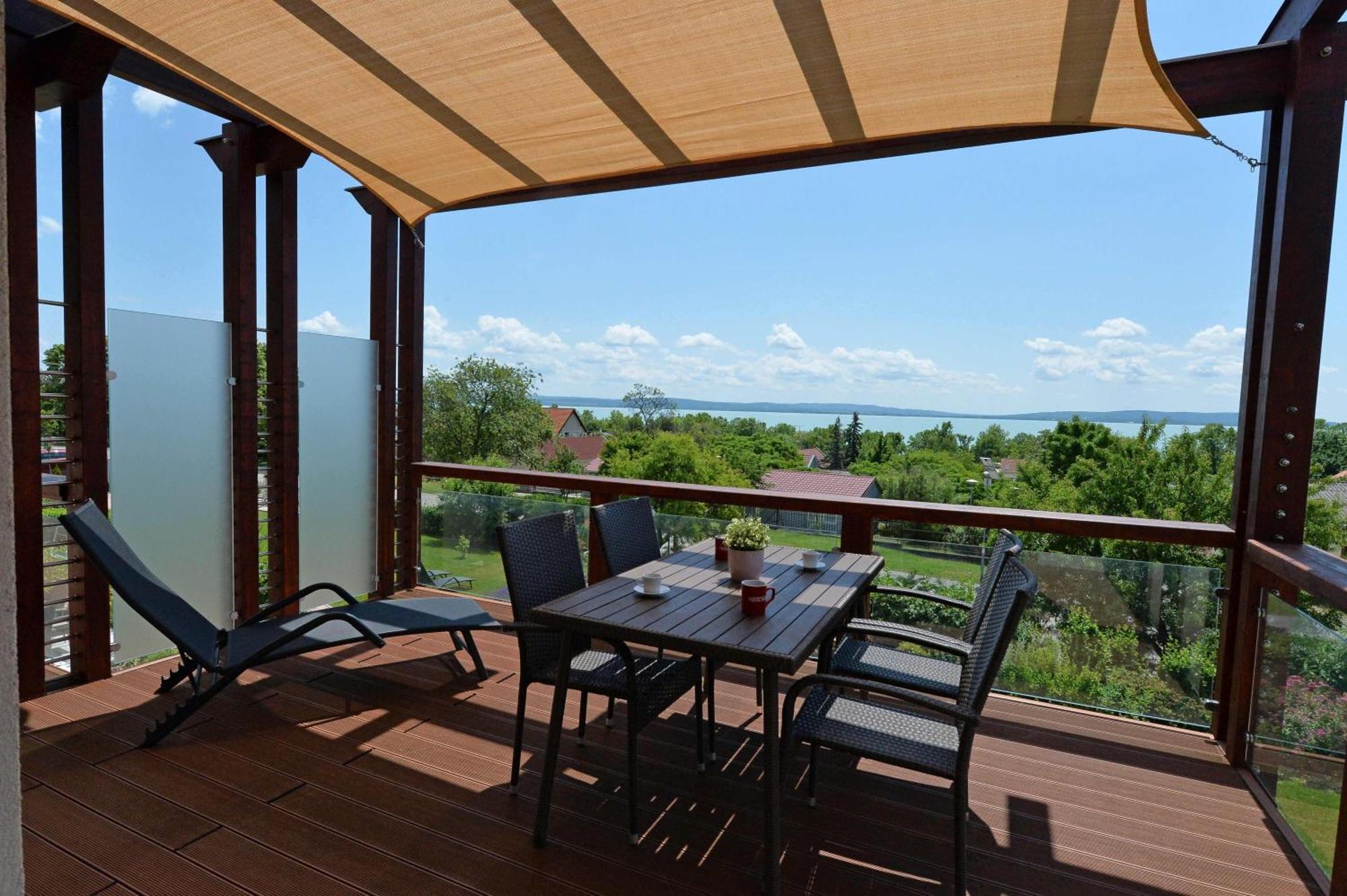 Aranymandula apartmanok Balatonakali Bagian luar foto