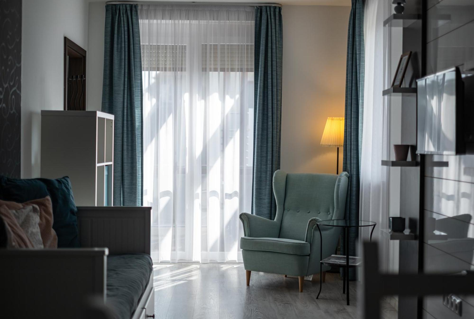Aranymandula apartmanok Balatonakali Bagian luar foto