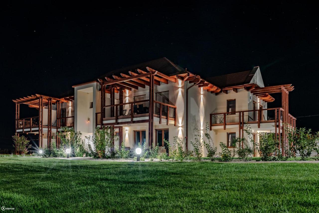Aranymandula apartmanok Balatonakali Bagian luar foto
